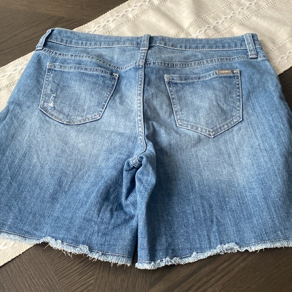 Short jeans - Picture 4 of 4